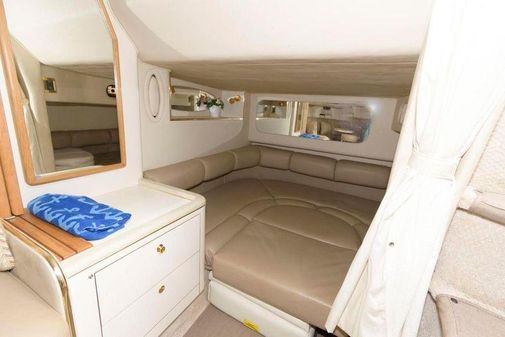 Sea Ray 370 Sundancer image