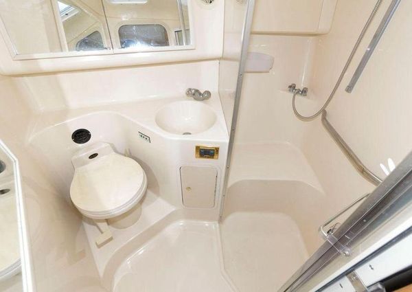 Sea Ray 370 Sundancer image