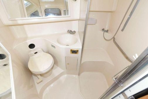 Sea Ray 370 Sundancer image