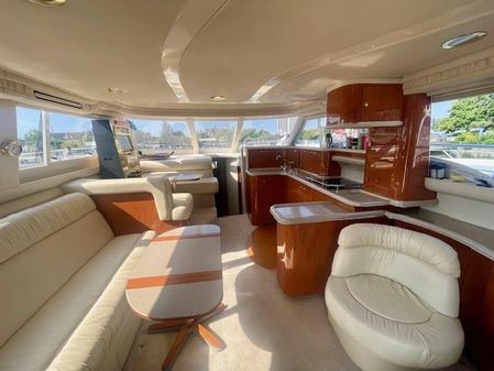 Sea Ray 480 Sedan Bridge image