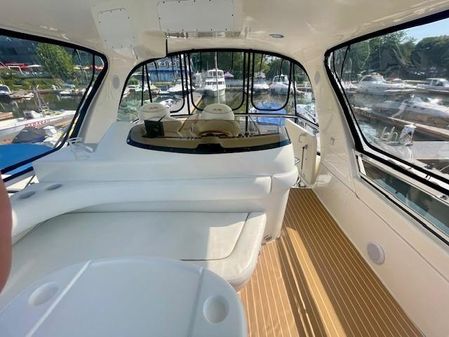 Sea Ray 480 Sedan Bridge image