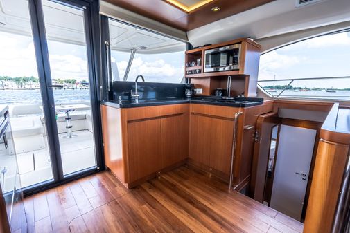 Aquila 44 Yacht image