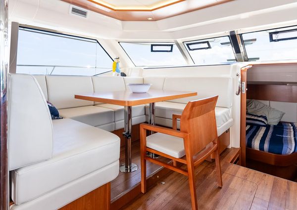 Aquila 44 Yacht image