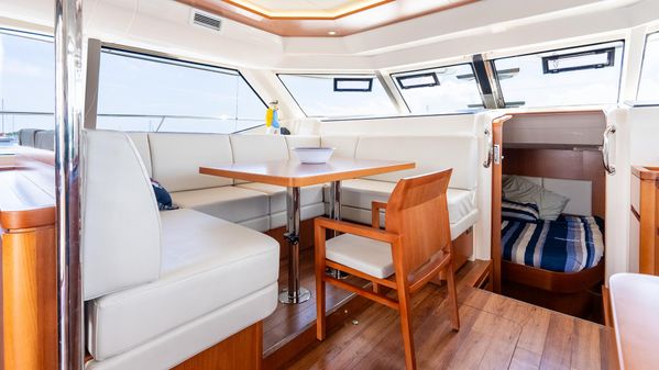 Aquila 44 Yacht image