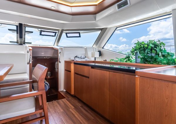 Aquila 44 Yacht image