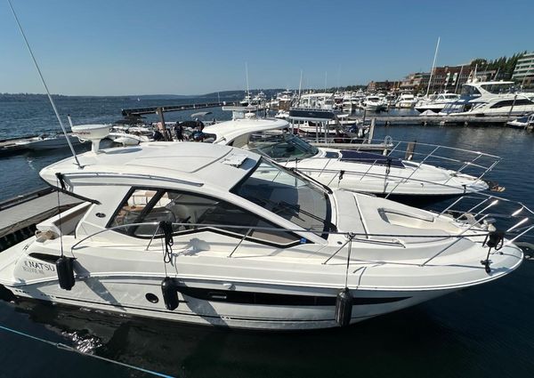 Sea Ray Sundancer 350 Coupe image