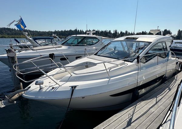 Sea Ray Sundancer 350 Coupe image