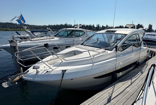 Sea Ray Sundancer 350 Coupe image