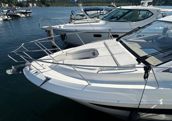 Sea Ray Sundancer 350 Coupe image