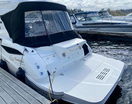 Sea Ray Sundancer 350 Coupe image