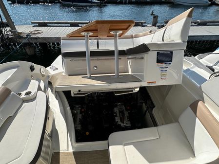 Sea Ray Sundancer 350 Coupe image