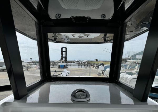 Invincible 33 Catamaran image