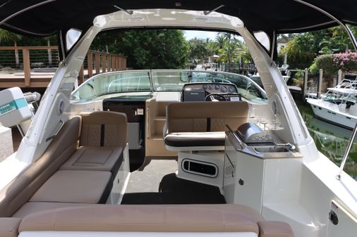 Sea Ray 310 Sundancer image