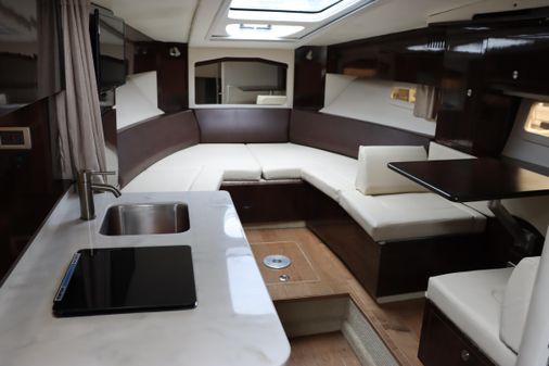 Sea Ray 310 Sundancer image