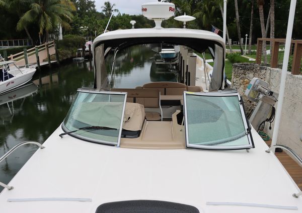 Sea Ray 310 Sundancer image