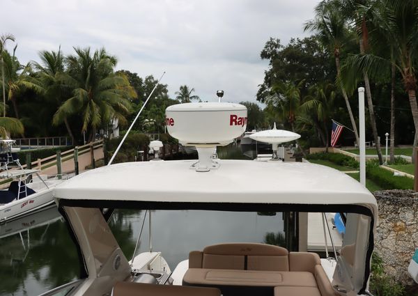 Sea Ray 310 Sundancer image