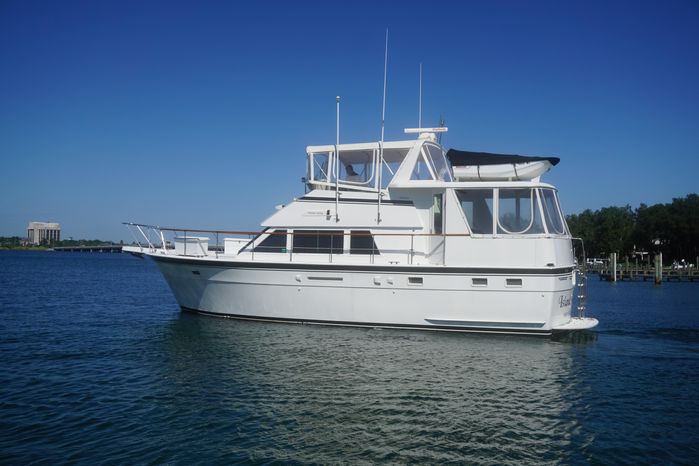 1986 Hatteras 43 Motor Yacht Shalimar, Florida - Gulf Coast Yacht Group