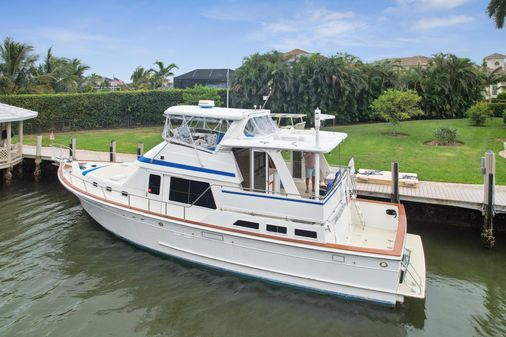 Offshore Yachts 48 Cockpit Motor Yacht image