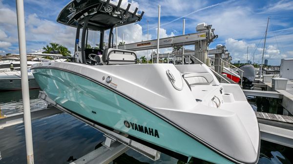 Yamaha Boats 255 FSH Sport E 