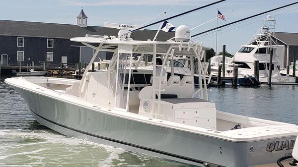 Regulator 41 Center Console