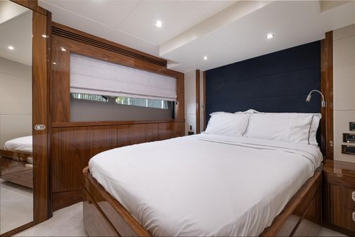 Sunseeker 75 Yacht image