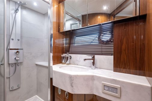 Sunseeker 75 Yacht image