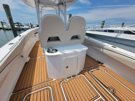 Spectre 35 Center Console by Pilini image