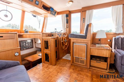 Grand Banks 49 Motoryacht image