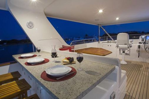 Outer-reef-yachts 820-COCKPIT-MOTORYACHT image