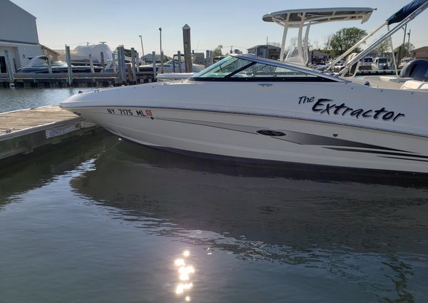 Sea-ray 220-SUNDECK-OUTBOARD image