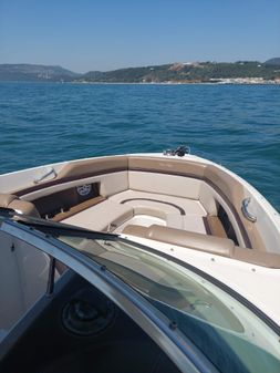 Sea Ray 250 SLX image