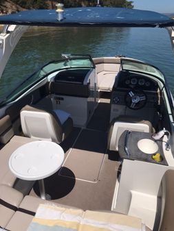 Sea Ray 250 SLX image