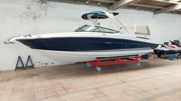 Sea Ray 250 SLX 