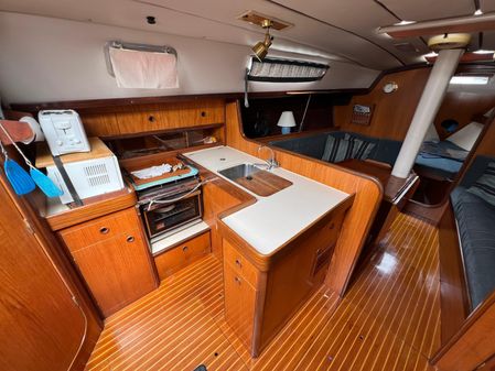 Beneteau FIRST-375 image