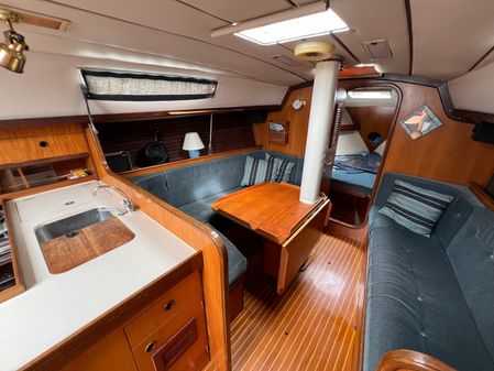 Beneteau FIRST-375 image