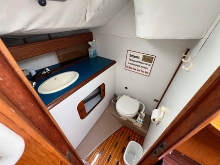 Beneteau FIRST-375 image