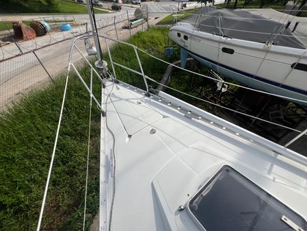 Beneteau FIRST-375 image