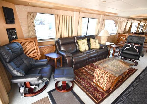 Forbes-cooper 74-PILOTHOUSE image