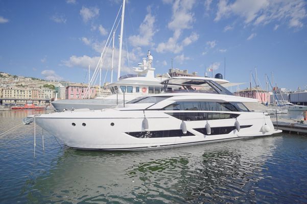 Ferretti Yachts 860 - main image