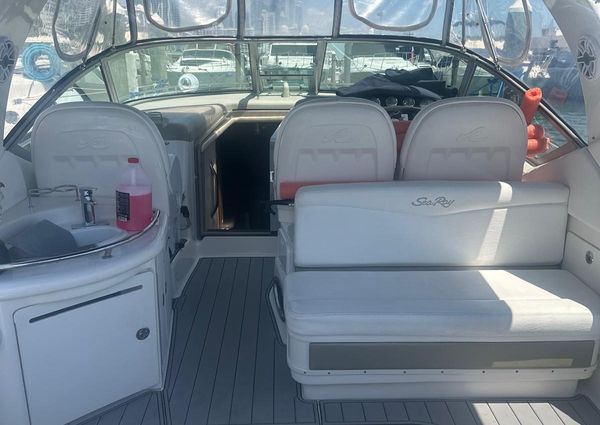 Sea Ray 340 Sundancer image