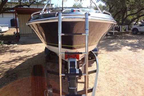 Formula 240 Bowrider image