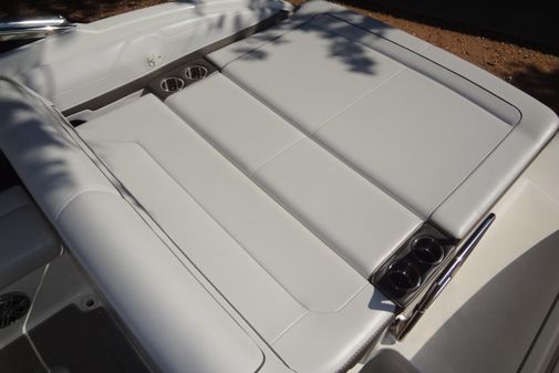 Formula 240 Bowrider image