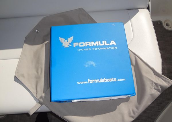 Formula 240 Bowrider image