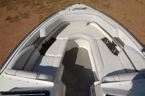 Formula 240 Bowrider image