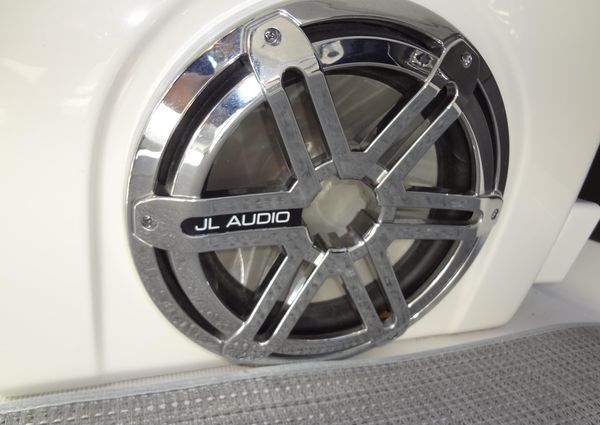 Formula 240 Bowrider image