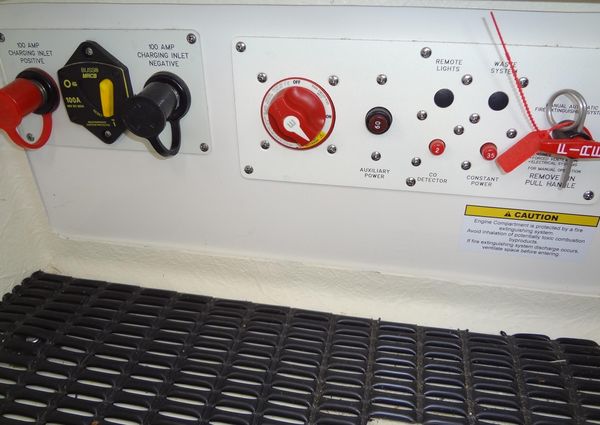 Formula 240 Bowrider image