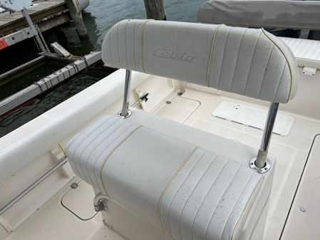 Cobia 274-CENTER-CONSOLE image