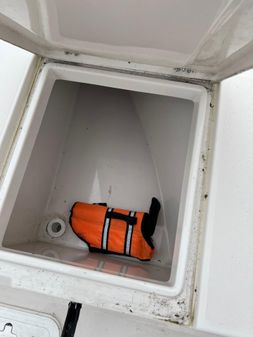 Cobia 274-CENTER-CONSOLE image