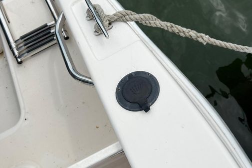 Cobia 274-CENTER-CONSOLE image