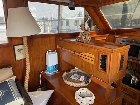 Marine Trader 40 LaBelle image